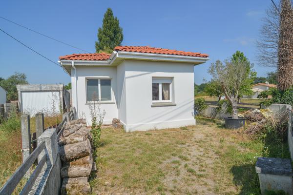 Maison Jolie maison de charme rénovée avec jardin sur Corbiac - Coup de Coeur 64 m²