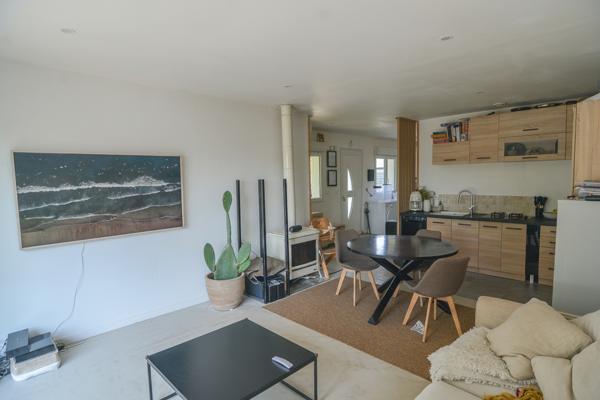 Maison Jolie maison de charme rénovée avec jardin sur Corbiac - Coup de Coeur 64 m²