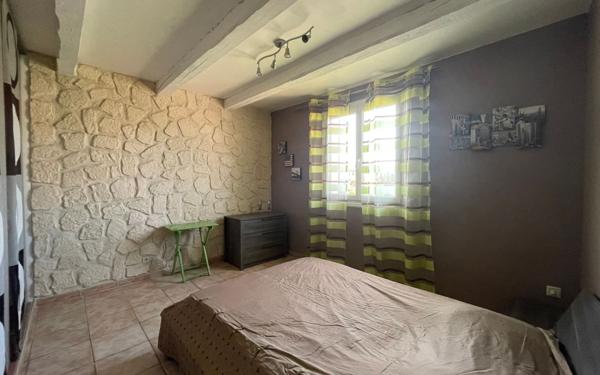 Maison à vendre    4 pièces •  Carnoules