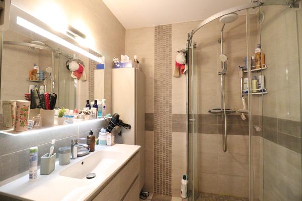 Échirolles (38130) Appartement T4 à Échirolles avec balcon