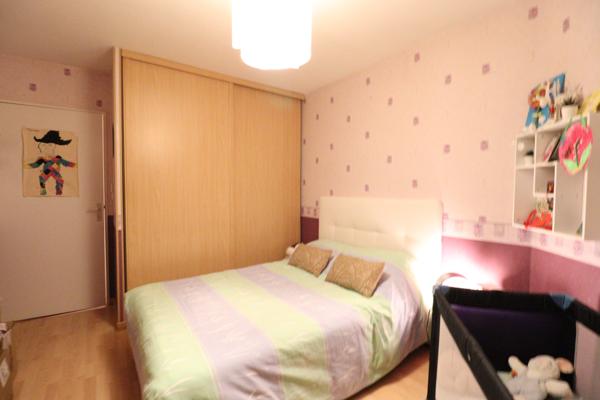 Échirolles (38130) Appartement T4 à Échirolles avec balcon