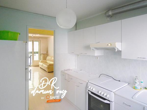 Secteur Fauriel, T4 de 65m², balcon, cave, garage 3V en sus.