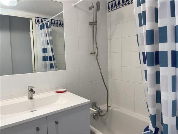 Appartement à louer 483 € CC MONTPELLIER 1 pièce 18 m² DPE D