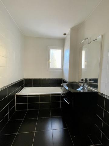 MAISON BOUGUENAIS CROIX JEANNETTE