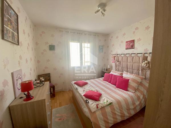 Maison sur sous-sol avec accès plein pied à deux pas du centre ville