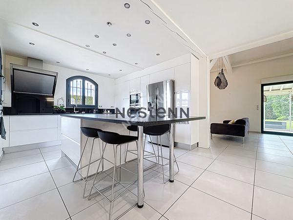 Maison Piolenc 8 pièce(s) d'environ 209m²