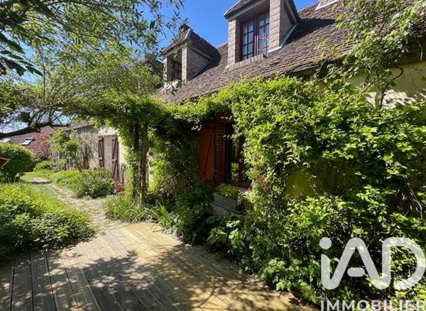 Maison à vendre 6 pièces 215 m² Thorigny-sur-Oreuse
