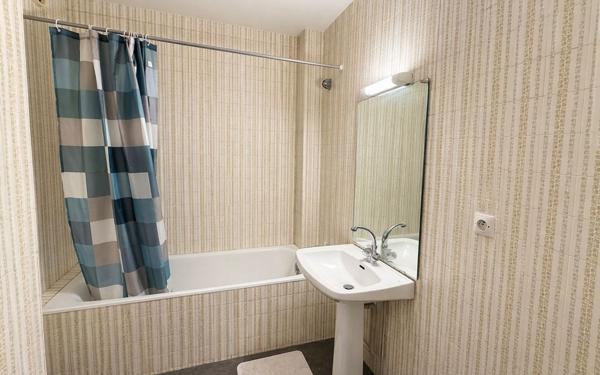 Appartement à vendre    1 pièce • 32,35 m2 Lorient