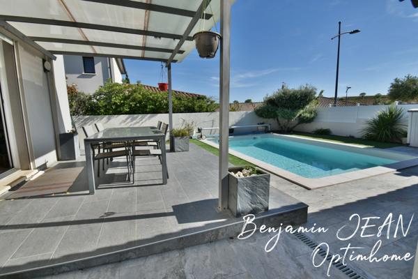 Maison récente de plain-pied f4 avec piscine et cuisine d’été