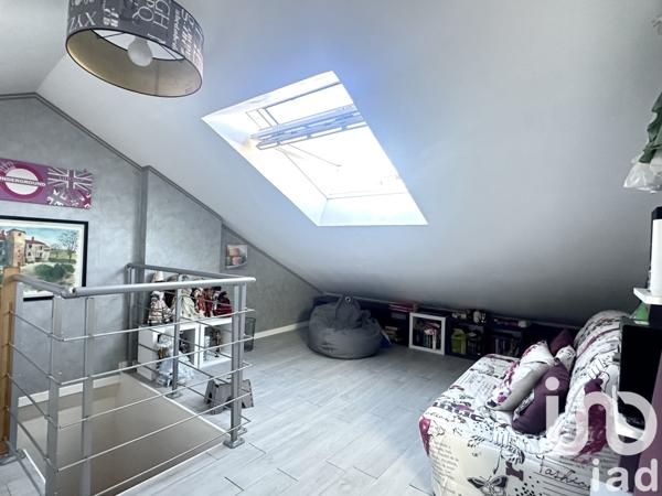 Maison à vendre 7 pièces 107 m² Lésigny