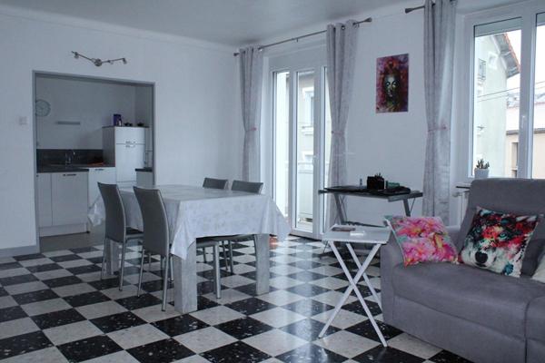 Maison avec jardin  Langogne 9 pièce(s) 190 m2 avec appartement independant