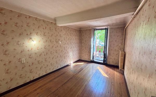 Appartement à vendre    4 pièces • 99,63 m2 Laragne-Montéglin