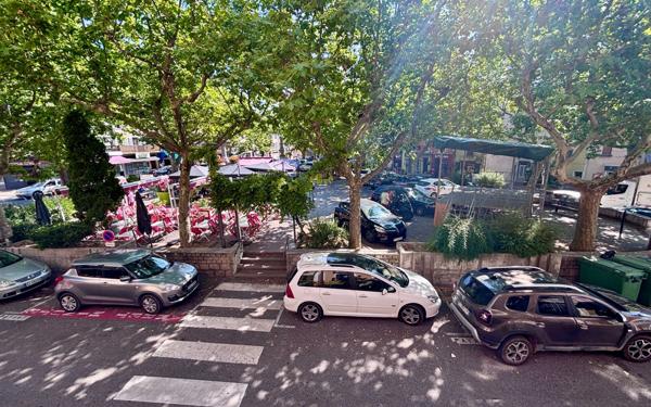 Appartement à vendre    4 pièces • 99,63 m2 Laragne-Montéglin