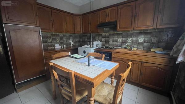 Maison de ville à vendre à Fumay dans les Ardennes (08170), ref : 08034/52