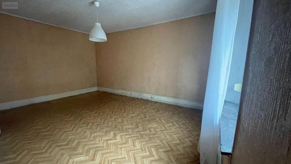 Maison de ville à vendre à Fumay dans les Ardennes (08170), ref : 08034/52