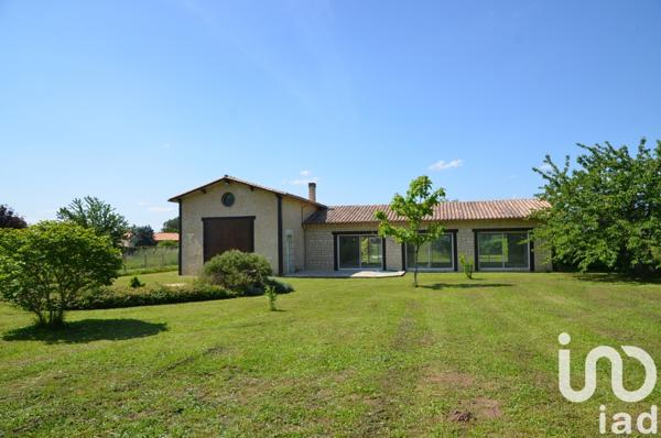 Maison 4 pièces de 144 m² à Gardonne (24680)