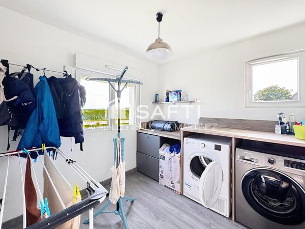 Maison 5 chambres, dressing et sous-sol complet