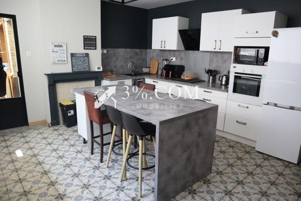 Maison
                                                                                                                                                                                                                                                                                                                        7 pièce(s)                                                                                                                                                                                                          5 chambre(s)                                                                                                                                                                                                          150  m²