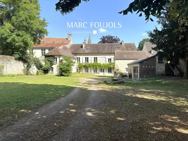 Exclusivité ensemble immobilier au cœur de Senlis