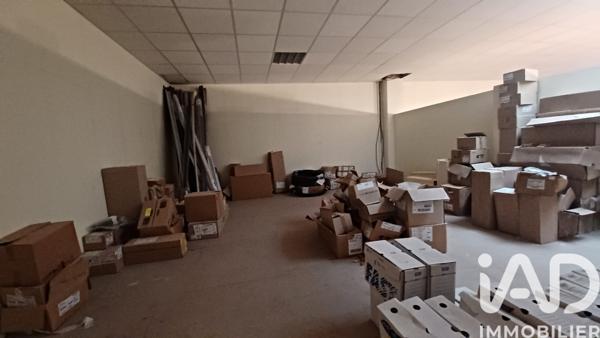 Murs commerciaux  à vendre 975 m² Menneville