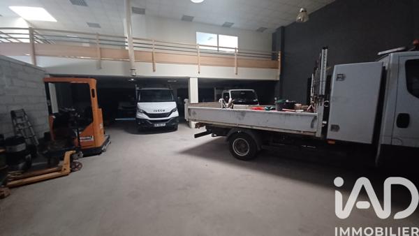 Murs commerciaux  à vendre 975 m² Menneville