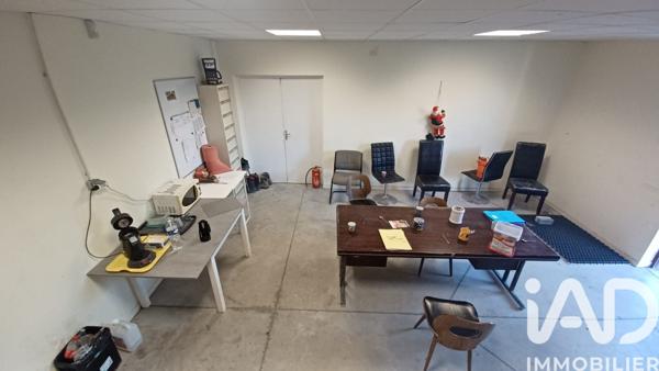 Murs commerciaux  à vendre 975 m² Menneville