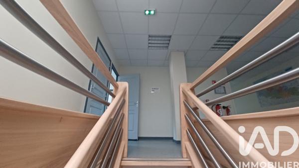 Murs commerciaux  à vendre 975 m² Menneville