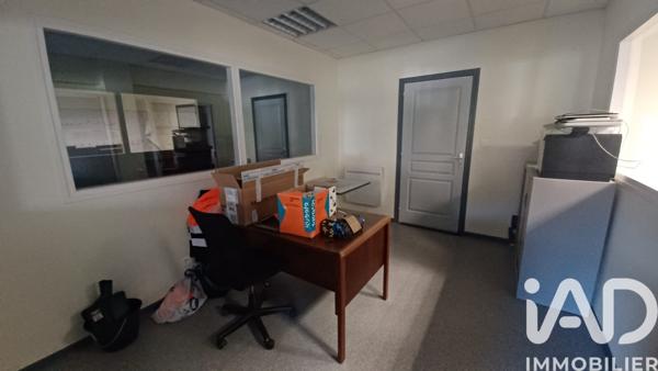 Murs commerciaux  à vendre 975 m² Menneville