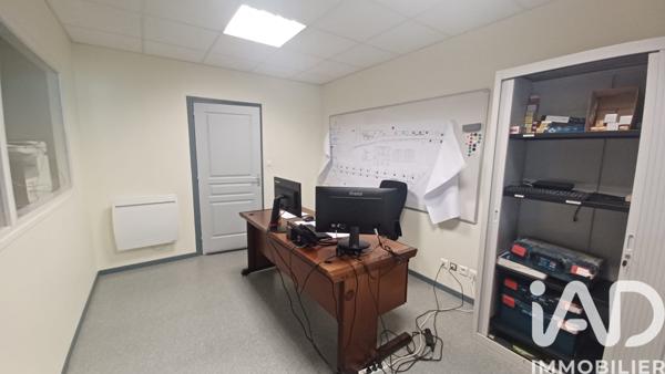 Murs commerciaux  à vendre 975 m² Menneville