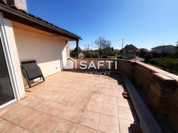 Maison de caractère avec jardin et piscine – Clairac