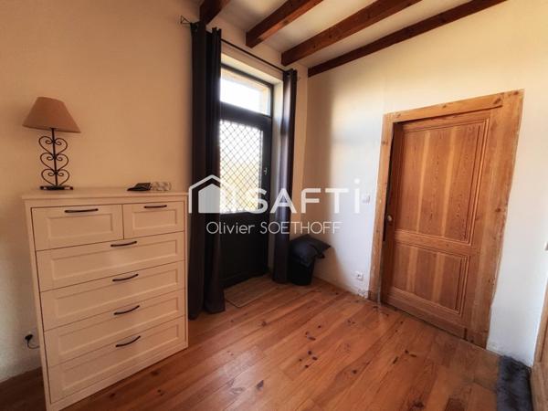 Maison de caractère avec jardin et piscine – Clairac