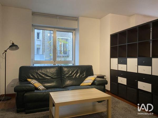 Location appartement 1 pièce 35 m² Paris 18