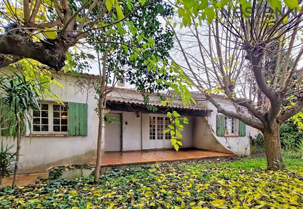 Maison à réinventer, de plain-pied 150,82 m², Lunel Sud