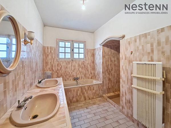 Maison à réinventer, de plain-pied 150,82 m², Lunel Sud