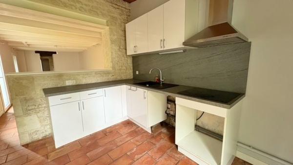 Maison
                                                                                                                                                                                                                                                                                                                        4 pièce(s)                                                                                                                                                                                                          3 chambre(s)                                                                                                                                                                                                          106.36  m²