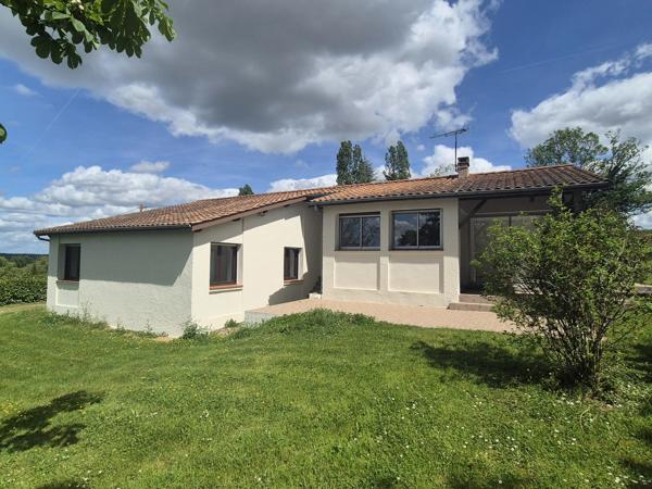 Plain-pied, jardin, garages, 4 chambres à LAPLUME (47)