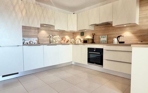 Appartement à vendre    4 pièces • 84 m2 Chilly-Mazarin