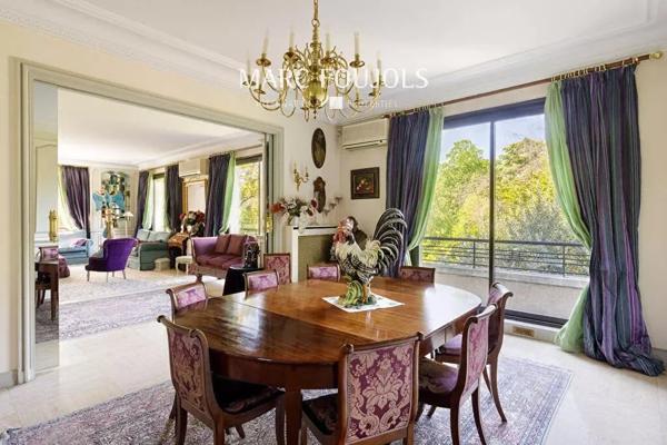 Appartement Paris 16ème, 6 pièces avec jardin. 238 m²