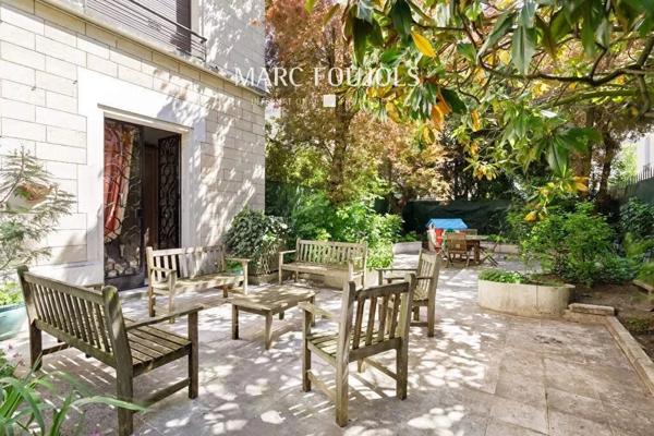 Appartement Paris 16ème, 6 pièces avec jardin. 238 m²