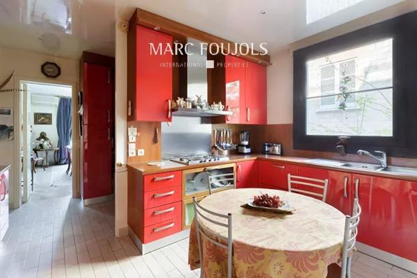 Appartement Paris 16ème, 6 pièces avec jardin. 238 m²
