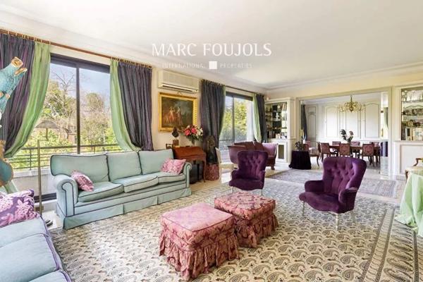 Appartement Paris 16ème, 6 pièces avec jardin. 238 m²