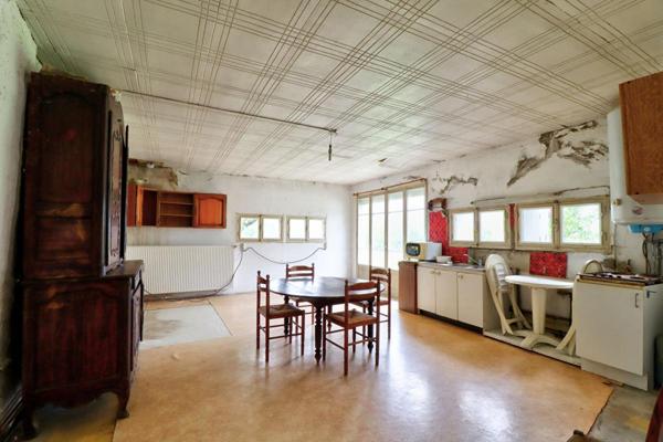 Maison Mazieres En Gatine 8 pièce(s) 288 m2