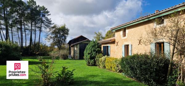 Maison en pierre - 5 chambres - Dépendances - Terrain de 3 ha