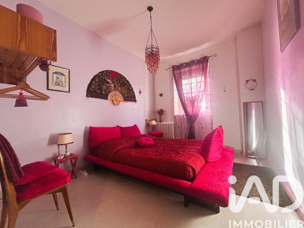 Maison à vendre 8 pièces 272,5 m² Madaillan