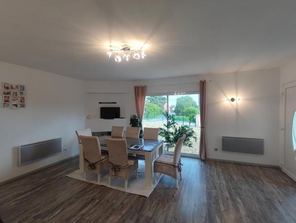 Maison individuelle de 2012 et son garage