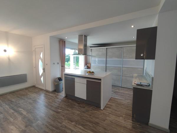 Maison individuelle de 2012 et son garage