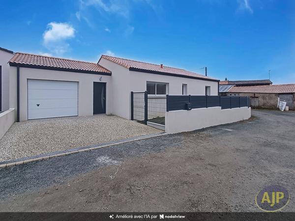 Maison à louer La Roche Sur Yon : 4 pièces, 83m² avec 3 chambre(s) à 1 115€ - AJP Immobilier La Roche-sur-Yon