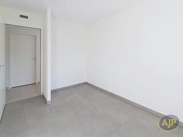 Maison à louer La Roche Sur Yon : 4 pièces, 83m² avec 3 chambre(s) à 1 115€ - AJP Immobilier La Roche-sur-Yon