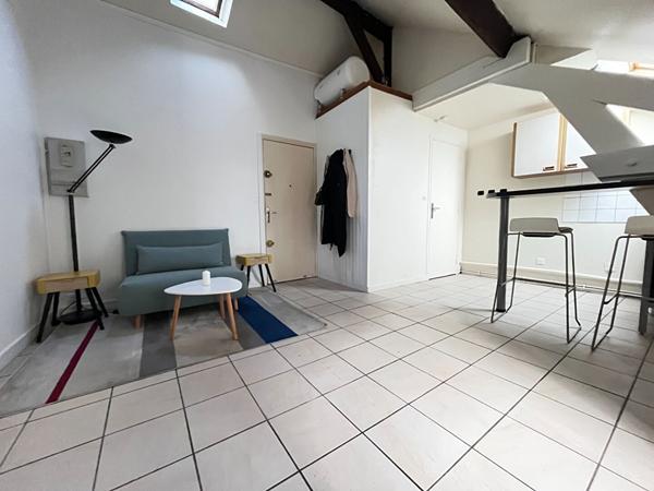 Appartement Montlhery 1 pièce - PLEIN CENTRE