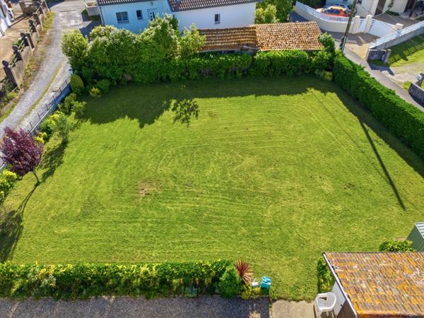 Terrain plat constructible 510m² à Boucau dans une impasse